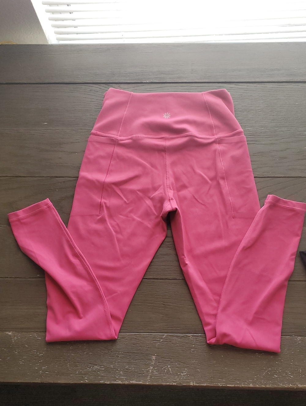 Athleta Transcend Stash